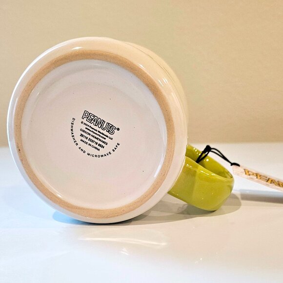 Snoopy Whistling & Woodstock Peek-A-Boo Peanuts Large Coffee Mug Green - Picture 6 of 6